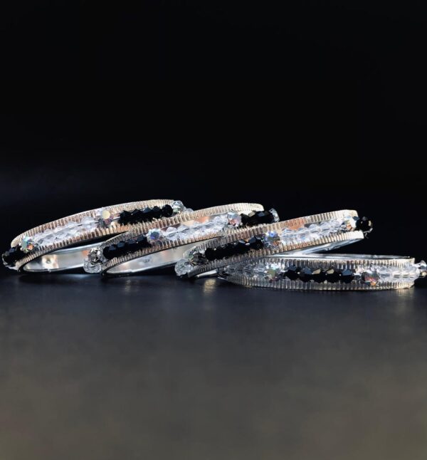 Bangles - Red&White And Black&White Decorated (4Pieces) Cheap And Trendy - Image 5